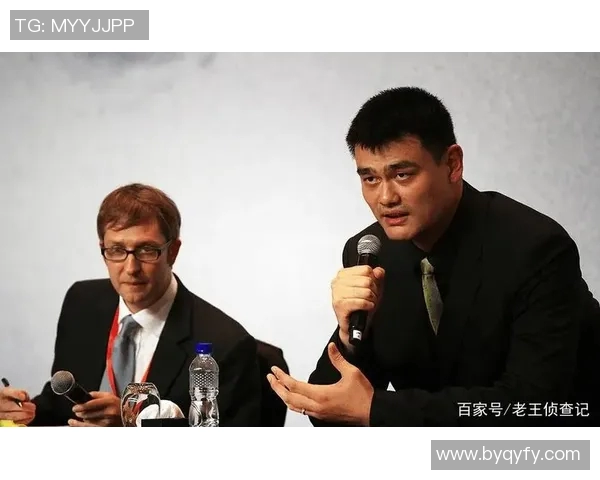 姚明笑容背后的故事与人生哲学探讨