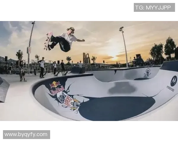 广州滑板队的耐力挑战与技巧分享探索滑板运动的极限与魅力