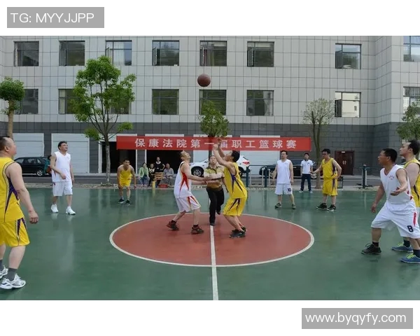 收姚明织带的背后故事与篮球文化的深厚联系