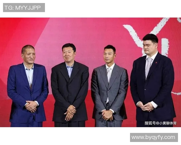 易建联公开宣布成立篮球青训基金会,致力培养更多优秀篮球人才 易建联公开宣布成立篮球青训基金会,致力培养更多优秀篮球人才